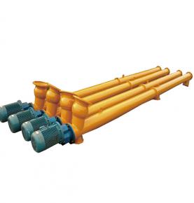 Screw conveyor for cement delivery