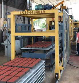 QFT8-15 hollow block brick making machine